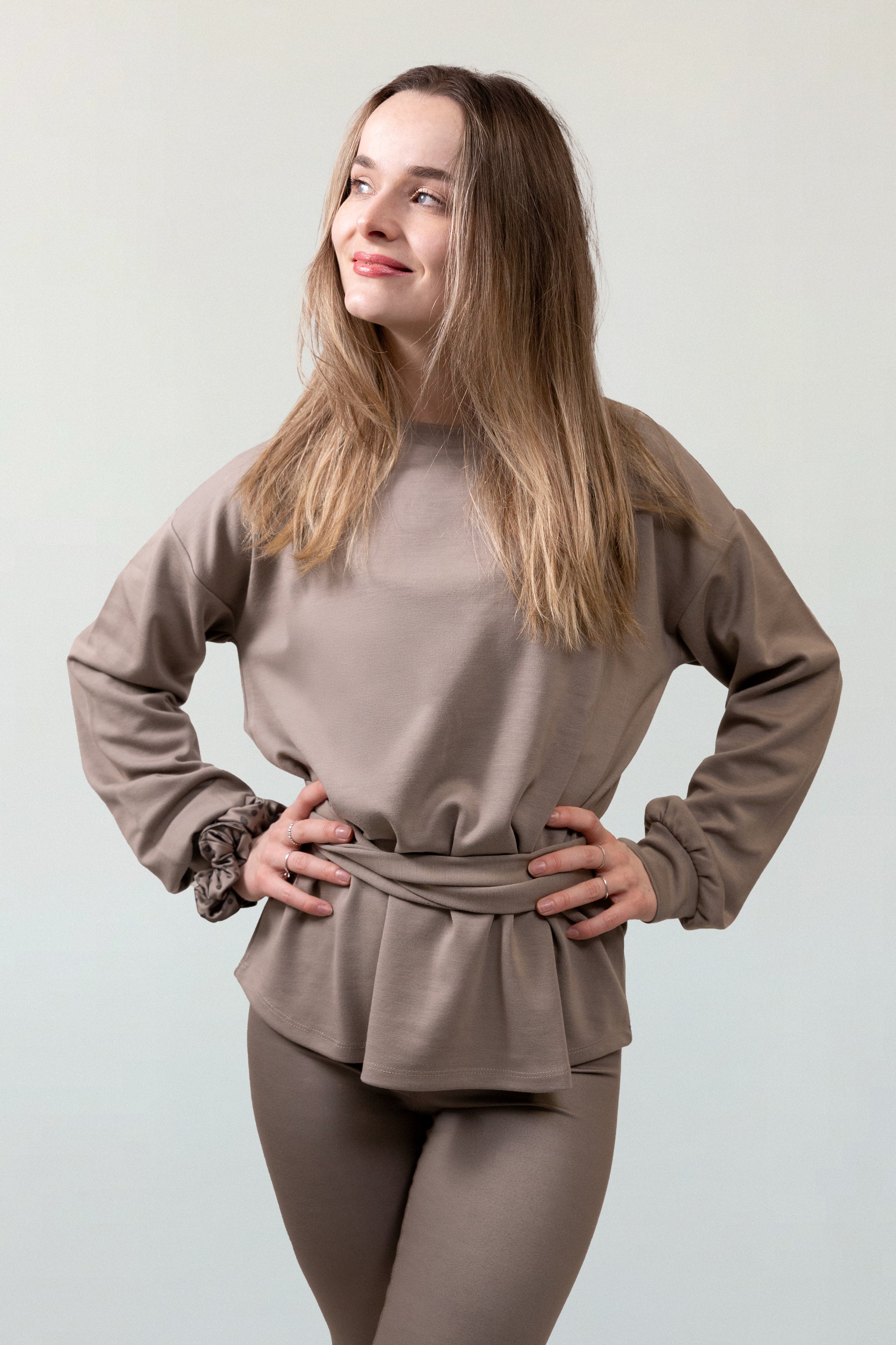 Sweatshirt Greige mit Band