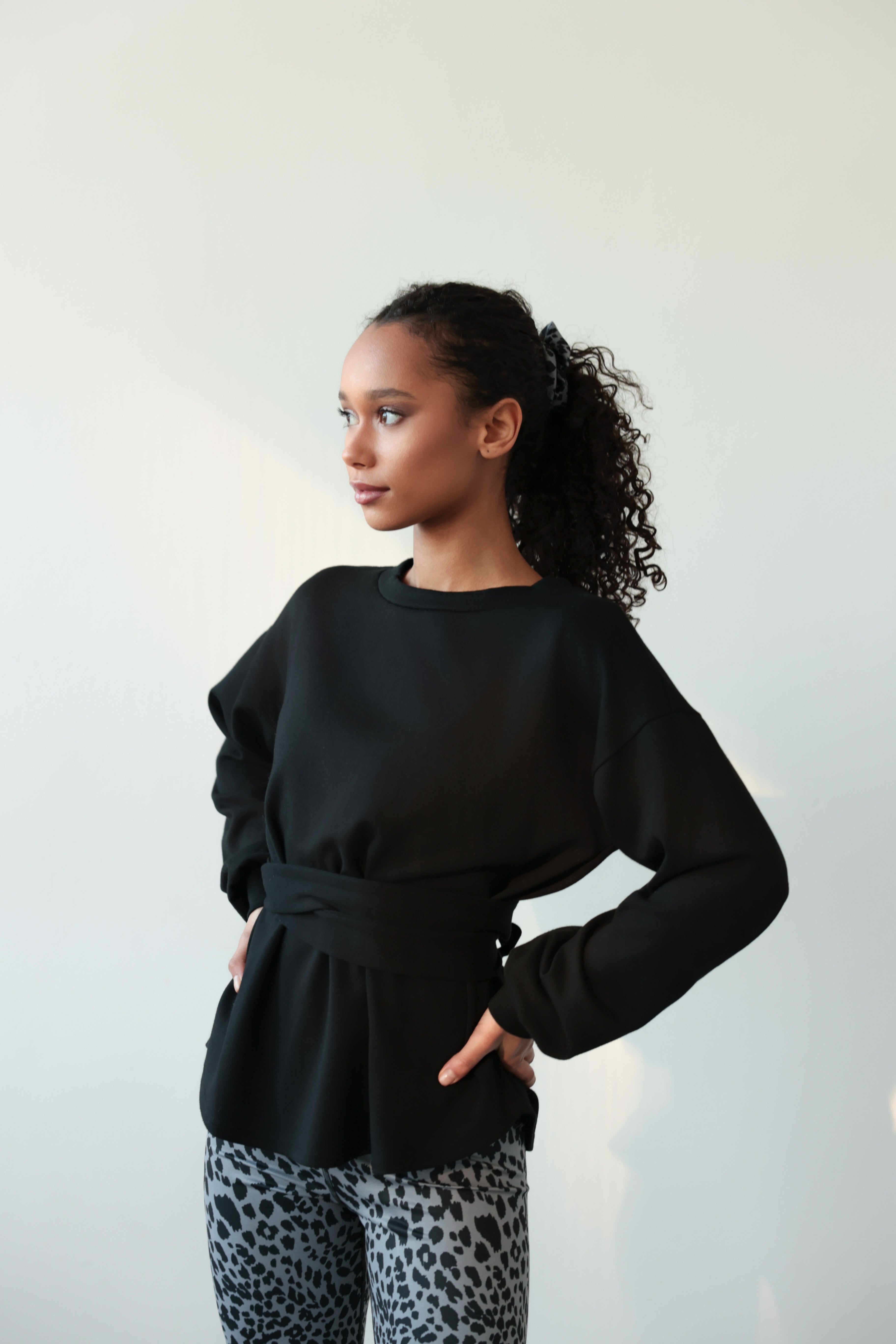 Sweatshirt Schwarz mit Band