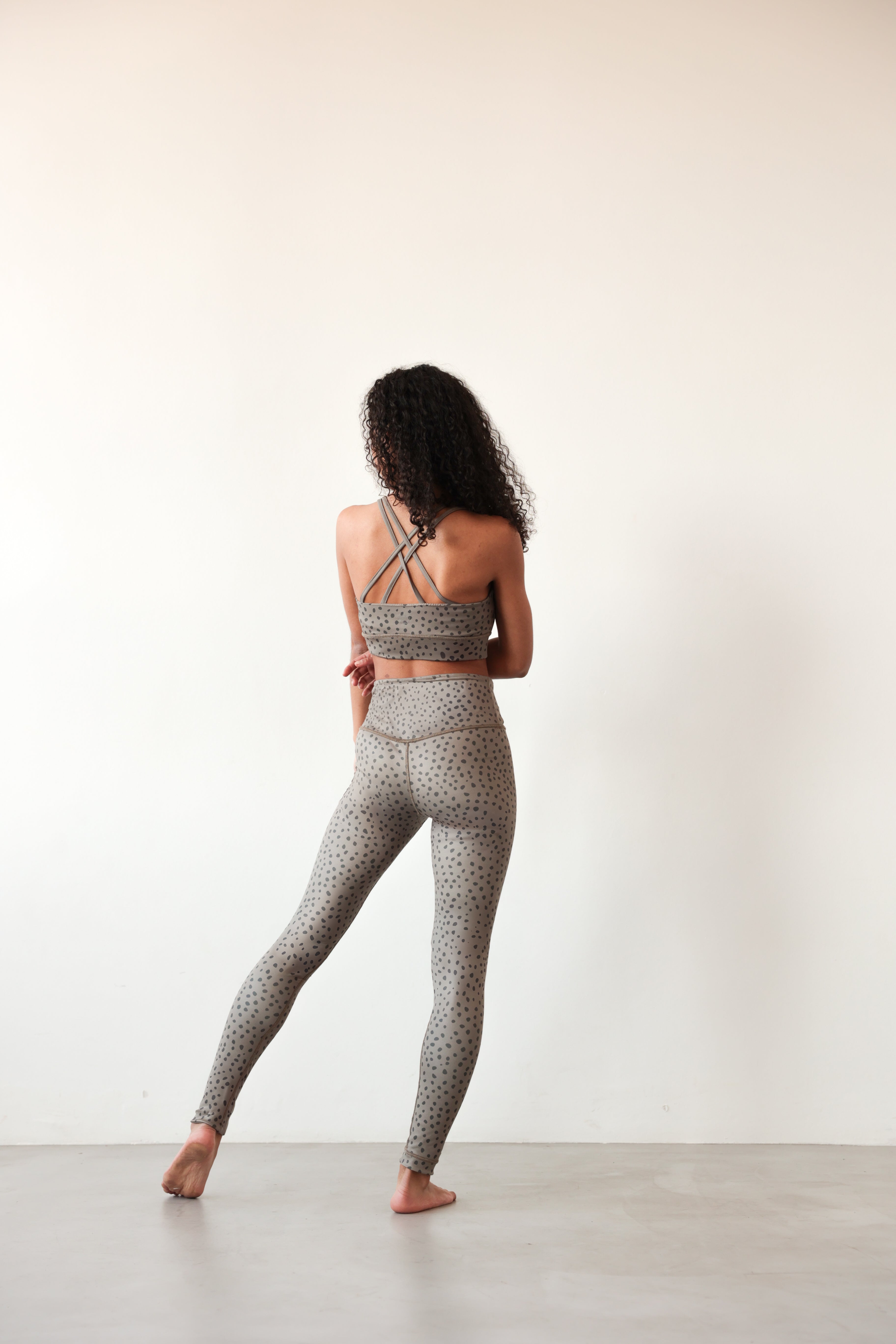 Shape-Wendeleggings – Greige & Punktemuster