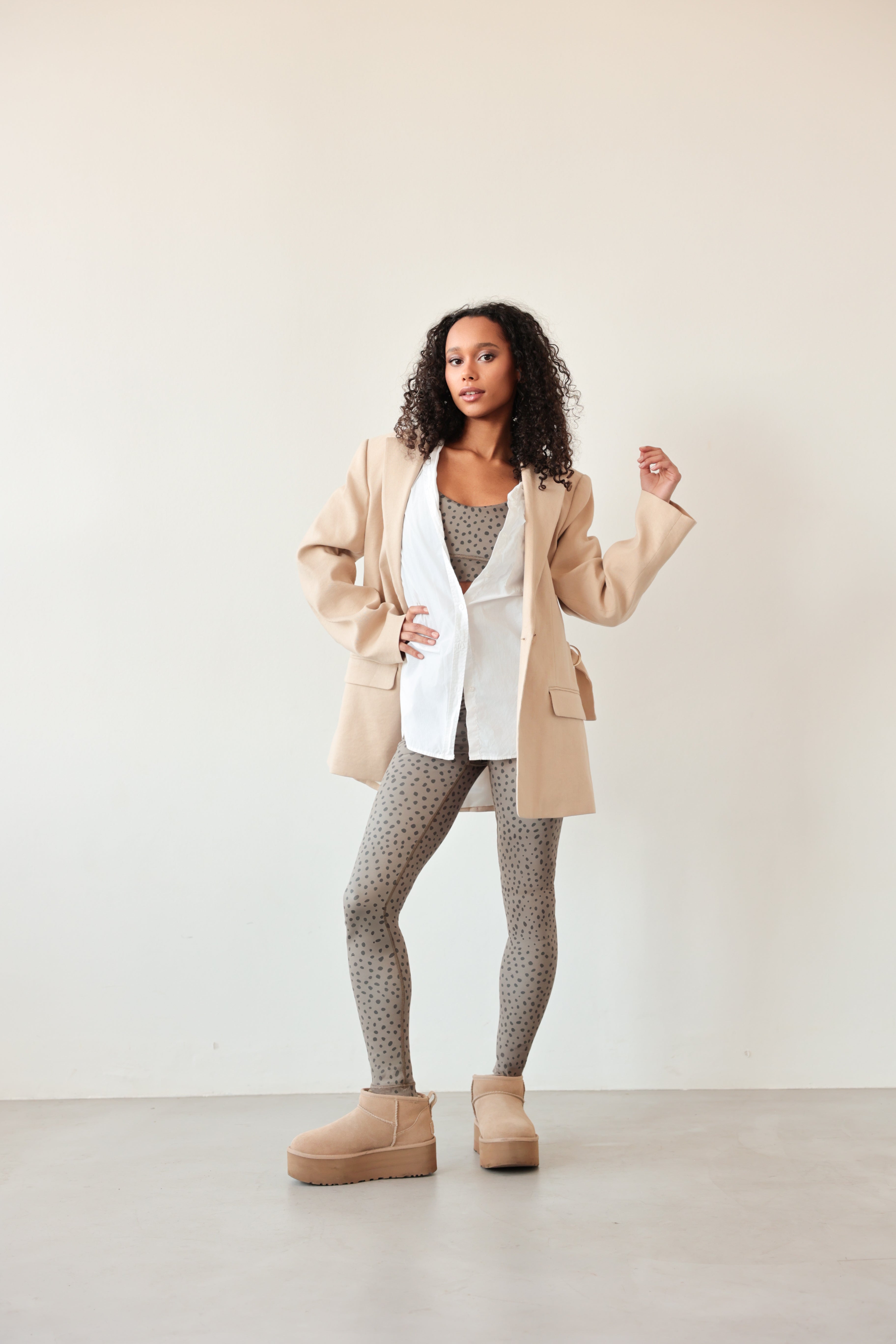 Shape-Wendeleggings – Greige & Punktemuster